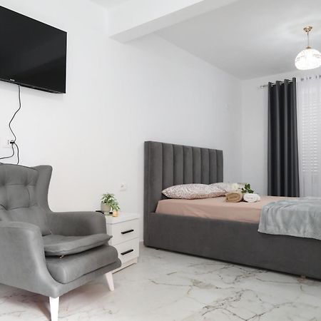 Rozafa Guest Room Center Shkoder Ngoại thất bức ảnh