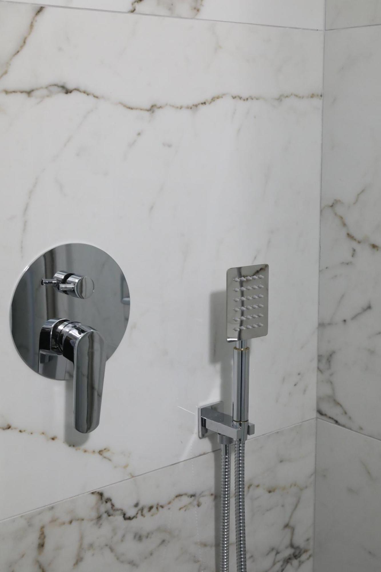 Rozafa Guest Room Center Shkoder Ngoại thất bức ảnh